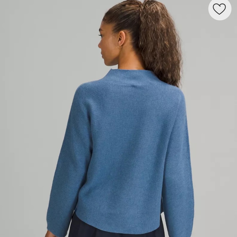 Lululemon Boxy Cotton-Blend Sweater NWT size XS/S Heathered soft denim
